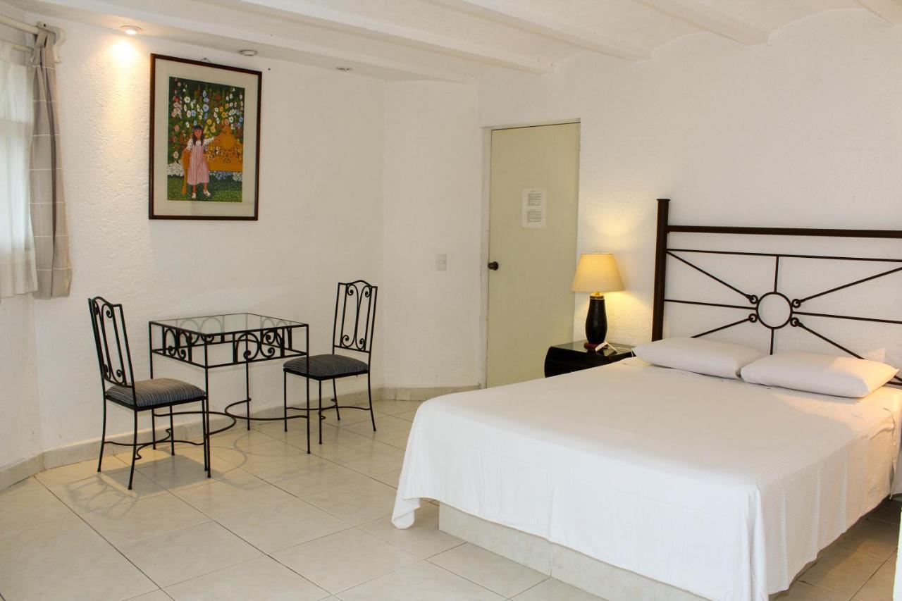 Hotel Casa Pinon 테포츨란 외부 사진