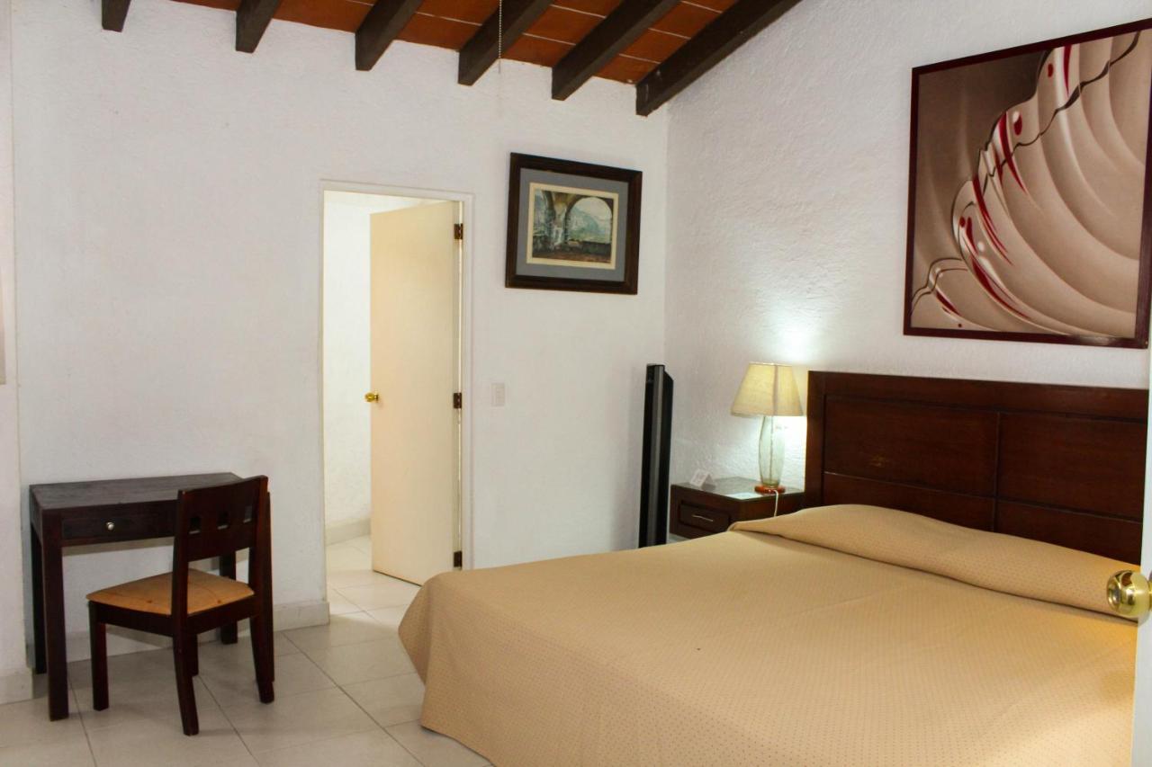 Hotel Casa Pinon 테포츨란 외부 사진